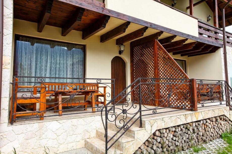 Villa Anne - Piatra Arsa Buşteni Exterior foto